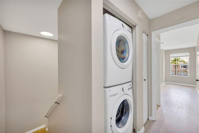 632 KENSINGTON LAKE CIR, Brandon, FL 33511