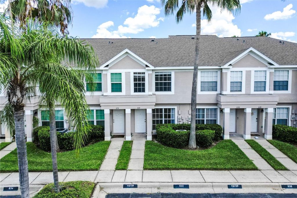 632 KENSINGTON LAKE CIR, Brandon, FL 33511
