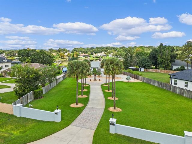 10925 LAKESHORE DR, Clermont, FL 34711