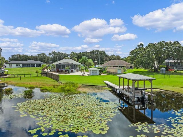 10925 LAKESHORE DR, Clermont, FL 34711
