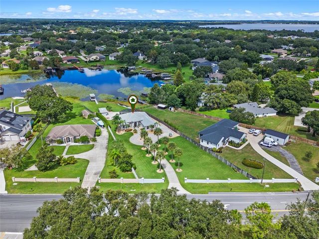 10925 LAKESHORE DR, Clermont, FL 34711