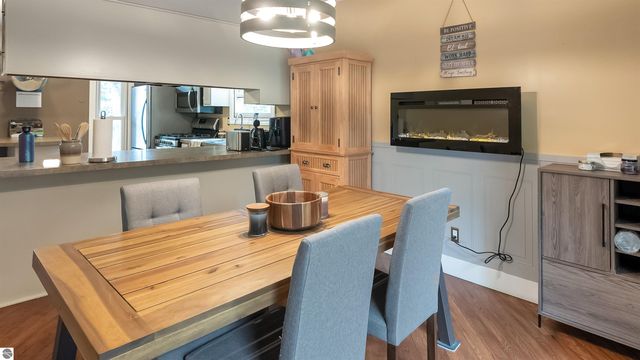 1825 W Sunset Drive, Roscommon, MI 48653