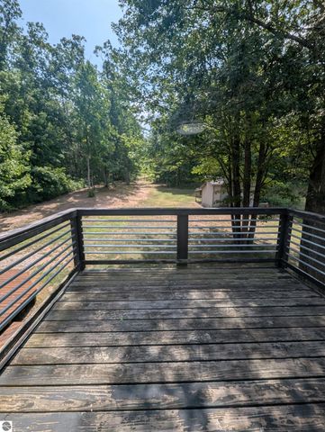 1825 W Sunset Drive, Roscommon, MI 48653