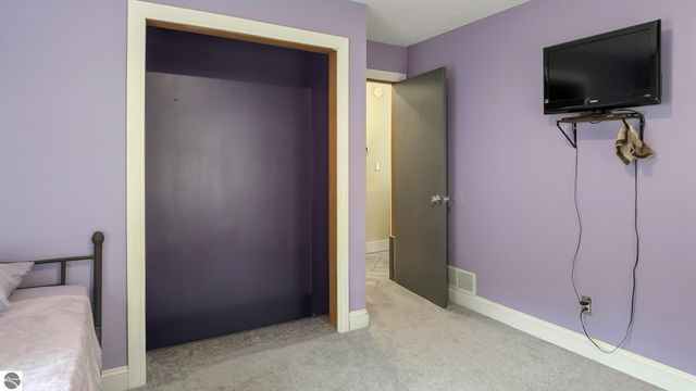 1825 W Sunset Drive, Roscommon, MI 48653