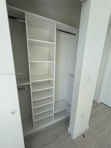 77 SE 5 Street 2015, Miami, FL 33131