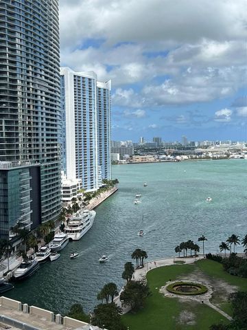 77 SE 5 Street 2015, Miami, FL 33131