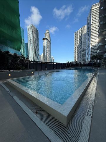 77 SE 5 Street 2015, Miami, FL 33131