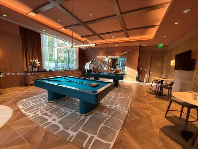 77 SE 5 Street 2015, Miami, FL 33131