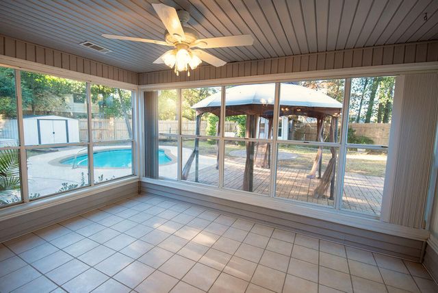4565 Parkwood Court, Niceville, FL 32578