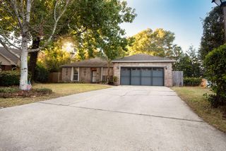 4565 Parkwood Court, Niceville, FL 32578