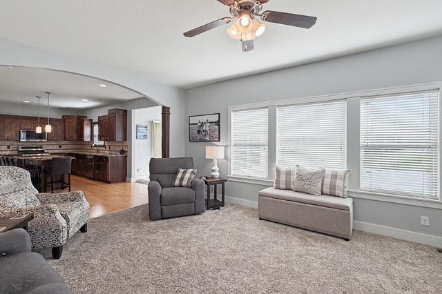 254 S 83rd Street, West Des Moines, IA 50266