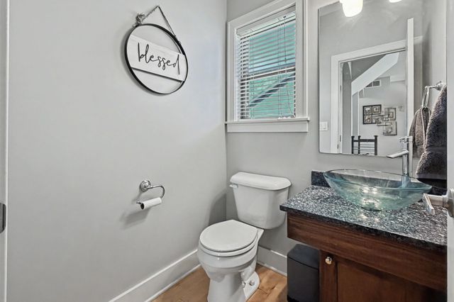 254 S 83rd Street, West Des Moines, IA 50266