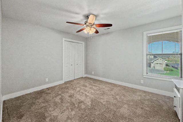 254 S 83rd Street, West Des Moines, IA 50266
