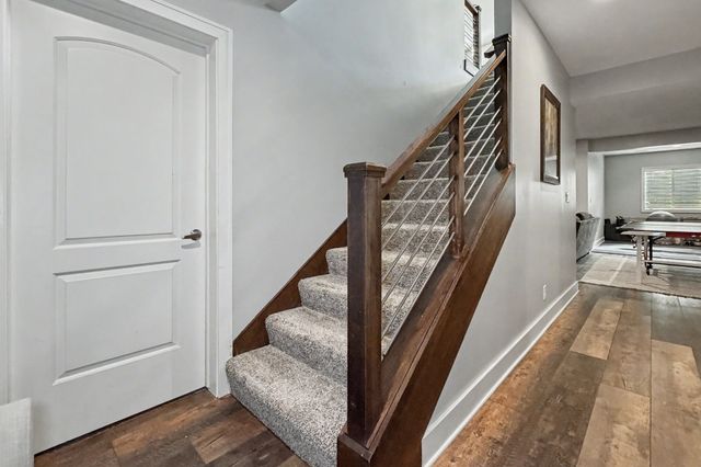 254 S 83rd Street, West Des Moines, IA 50266