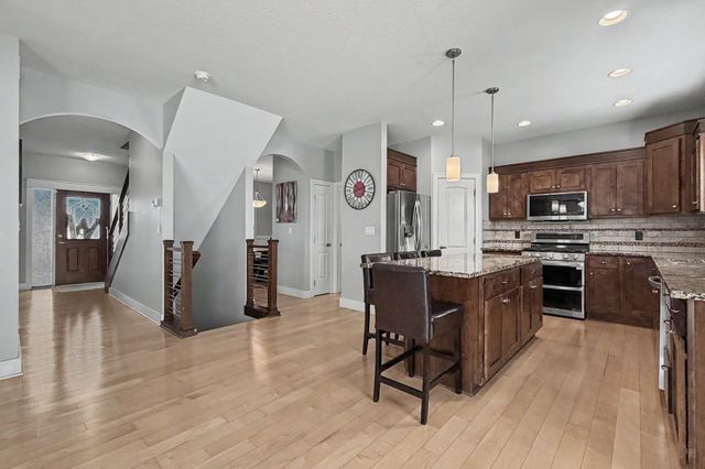 254 S 83rd Street, West Des Moines, IA 50266