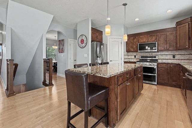 254 S 83rd Street, West Des Moines, IA 50266