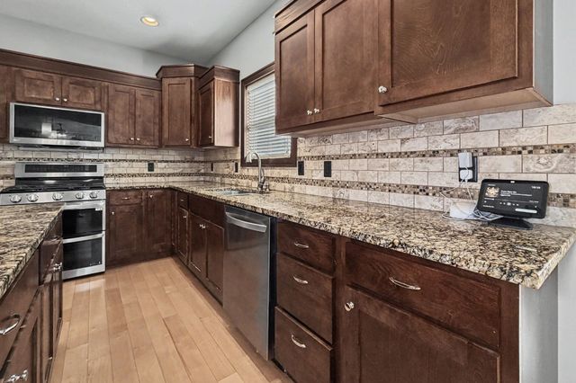 254 S 83rd Street, West Des Moines, IA 50266