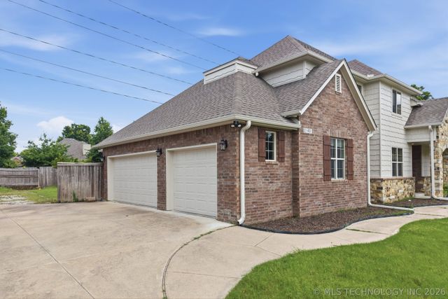 21401 E 104th Street S, Broken Arrow, OK 74014