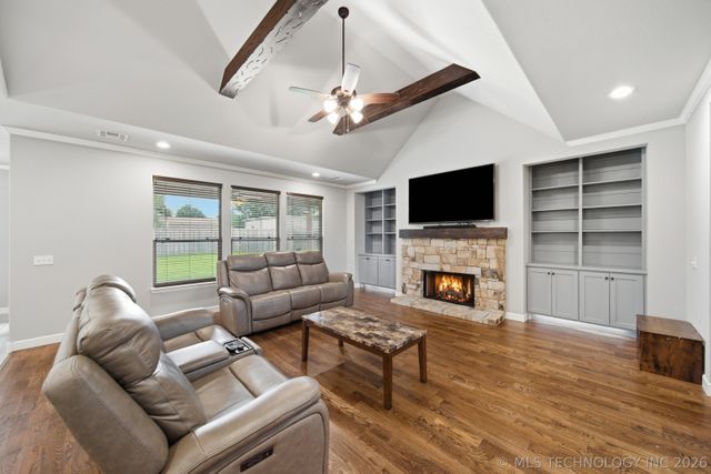 21401 E 104th Street S, Broken Arrow, OK 74014