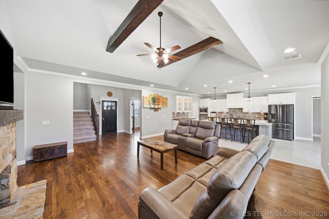 21401 E 104th Street S, Broken Arrow, OK 74014