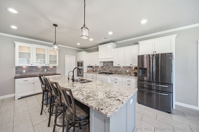 21401 E 104th Street S, Broken Arrow, OK 74014