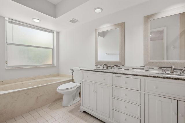 9516 NW 8TH Circle, Plantation, FL 33324