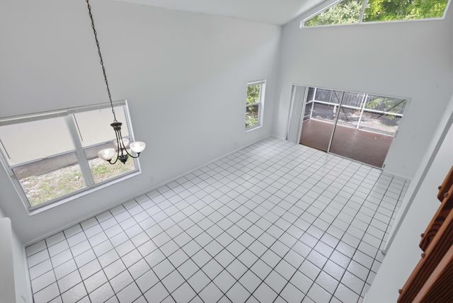 9516 NW 8TH Circle, Plantation, FL 33324