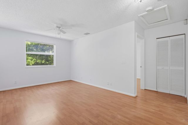 9516 NW 8TH Circle, Plantation, FL 33324