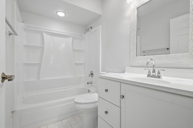 9516 NW 8TH Circle, Plantation, FL 33324