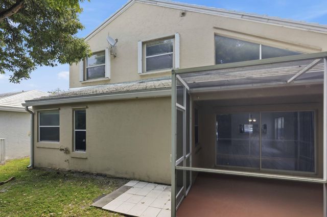 9516 NW 8TH Circle, Plantation, FL 33324