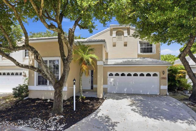 9516 NW 8TH Circle, Plantation, FL 33324