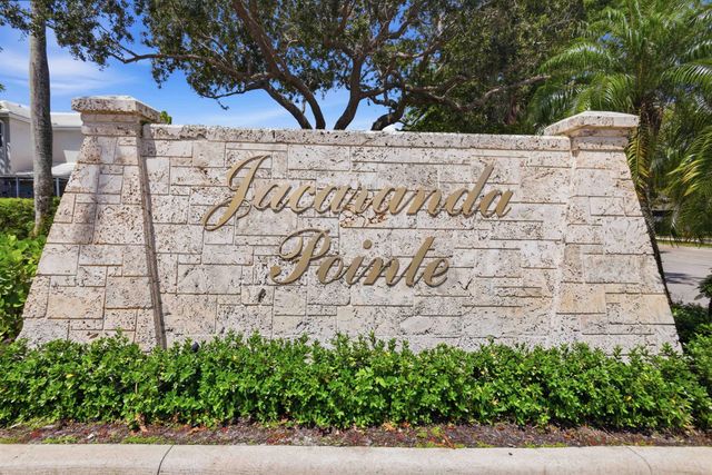 9516 NW 8TH Circle, Plantation, FL 33324