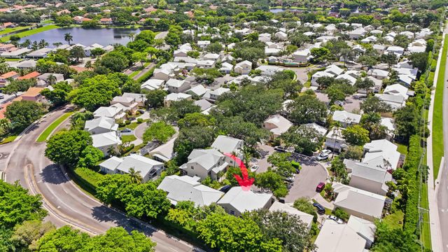 9516 NW 8TH Circle, Plantation, FL 33324