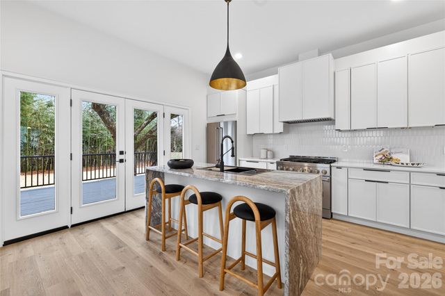 1344 Richland Drive, Charlotte, NC 28211