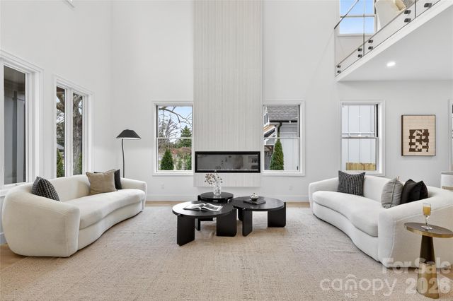 1344 Richland Drive, Charlotte, NC 28211