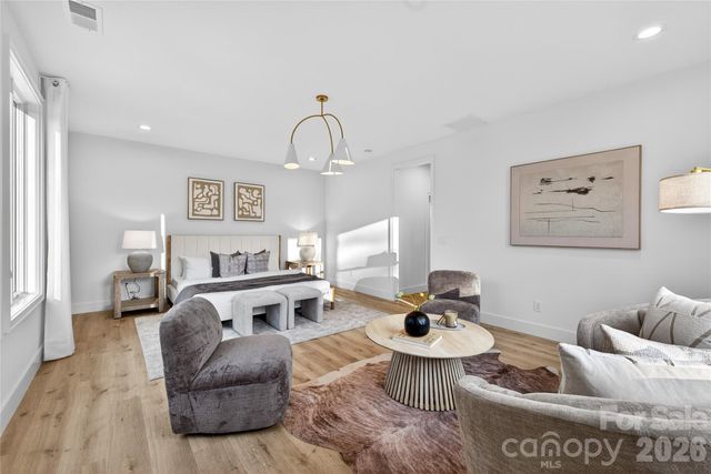 1344 Richland Drive, Charlotte, NC 28211