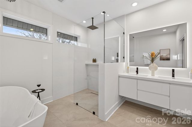 1344 Richland Drive, Charlotte, NC 28211