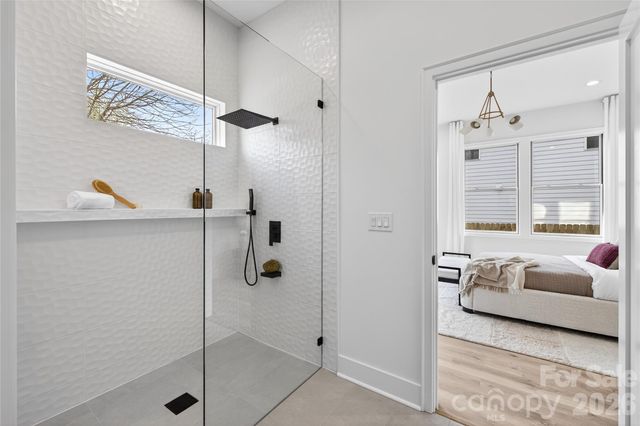 1344 Richland Drive, Charlotte, NC 28211