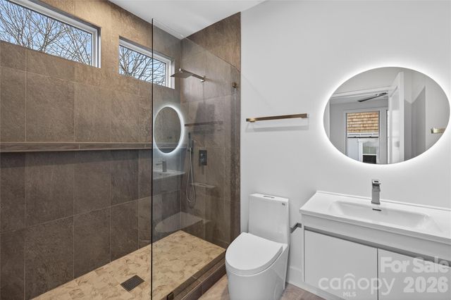 1344 Richland Drive, Charlotte, NC 28211