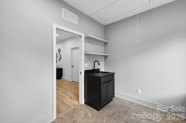 1344 Richland Drive, Charlotte, NC 28211