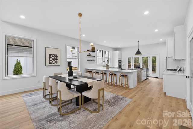 1344 Richland Drive, Charlotte, NC 28211