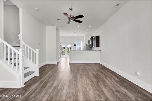 1808 Bungalow Row, Wilmington, NC 28409