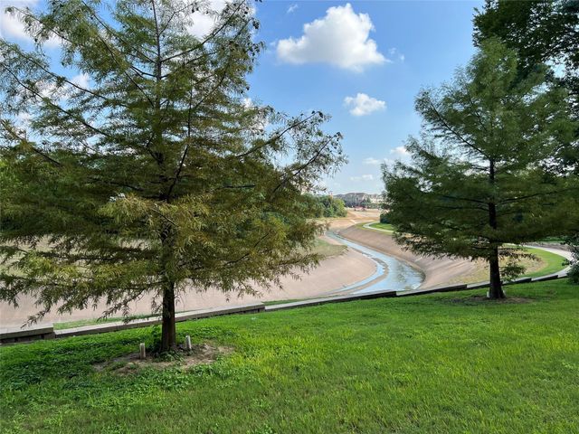 1441 East Street 107, Houston, TX 77007