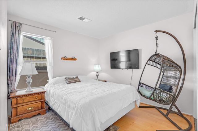 1020 Harrison Drive NE, Rio Rancho, NM 87144