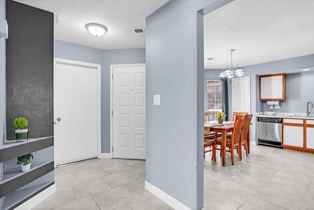 1020 Harrison Drive NE, Rio Rancho, NM 87144