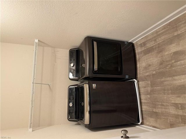 5203 Lombard ST, Chesapeake, VA 23321