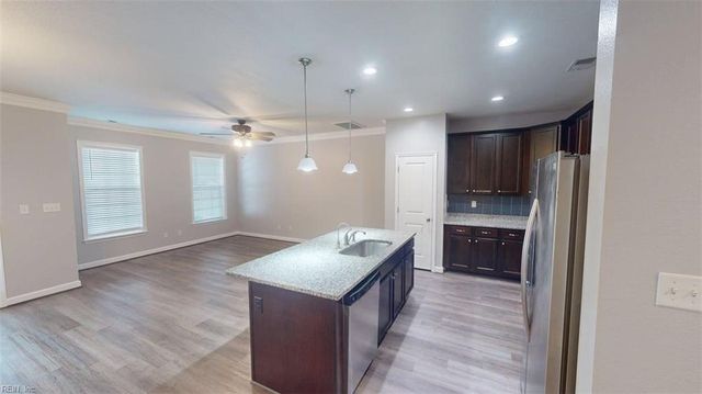 5203 Lombard ST, Chesapeake, VA 23321