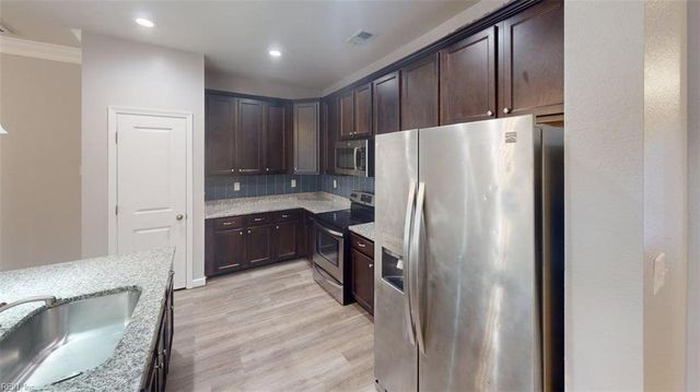 5203 Lombard ST, Chesapeake, VA 23321