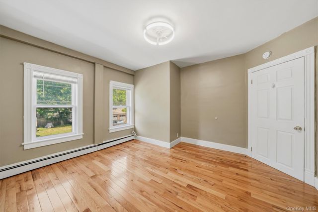 62 Orrs Mills B, Salisbury Mills, NY 12577