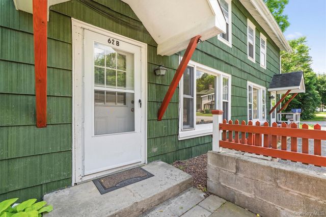 62 Orrs Mills B, Salisbury Mills, NY 12577